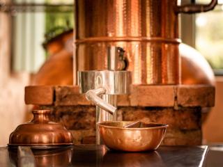 Distillation alambic ou colonne : ce qui change